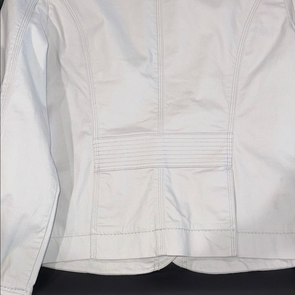 White House Black Market Crisp White Button-Front Jacket - Picture 7 of 8